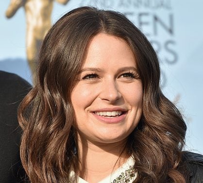 Katie Lowes Net Worth image 1